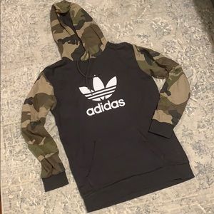 ADIDAS🧩camo hoodie